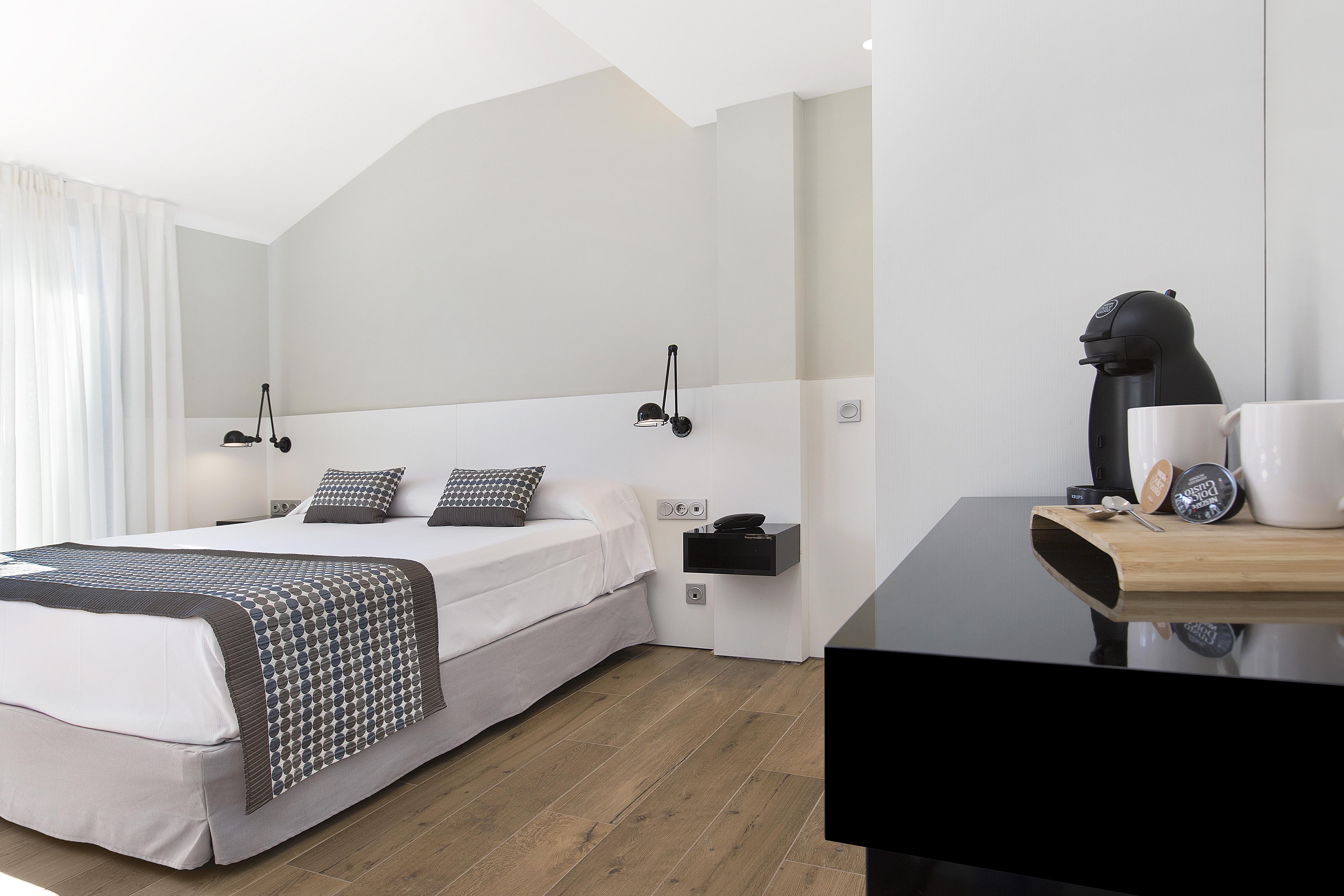 Aparthotel Odissea Park Santa Susanna Exteriör bild